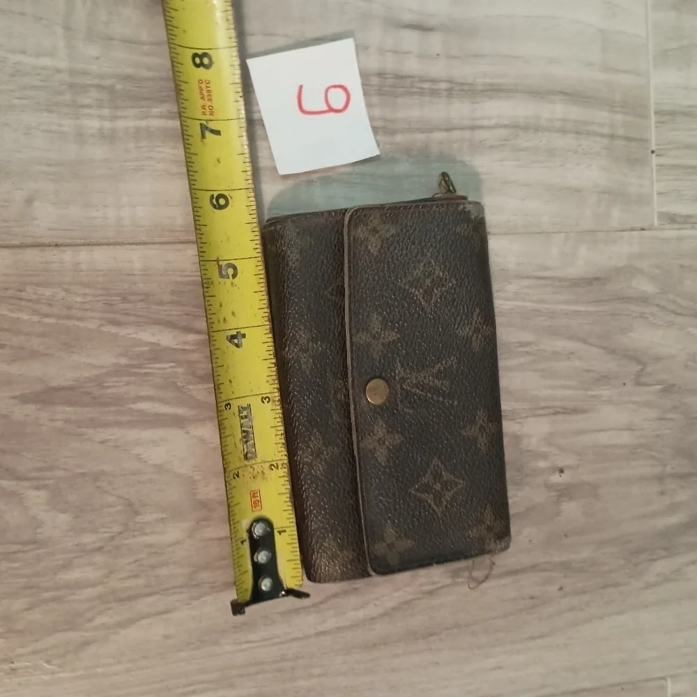 Authentic Louis Vuitton Monogram Canvas Wallet - Brown